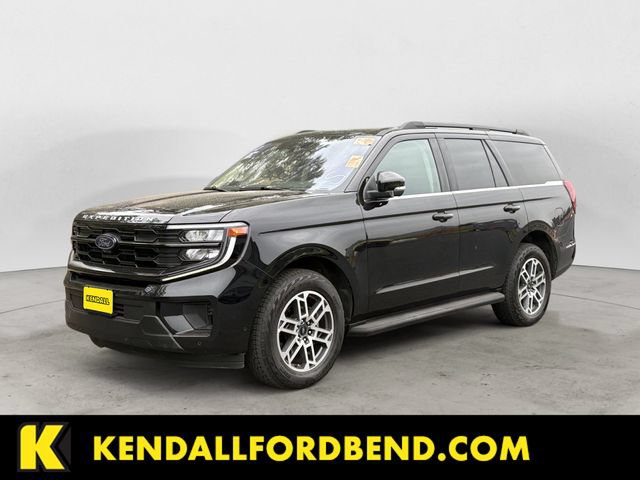 Certified 2025 Ford Expedition Active AWD/4WD image 1