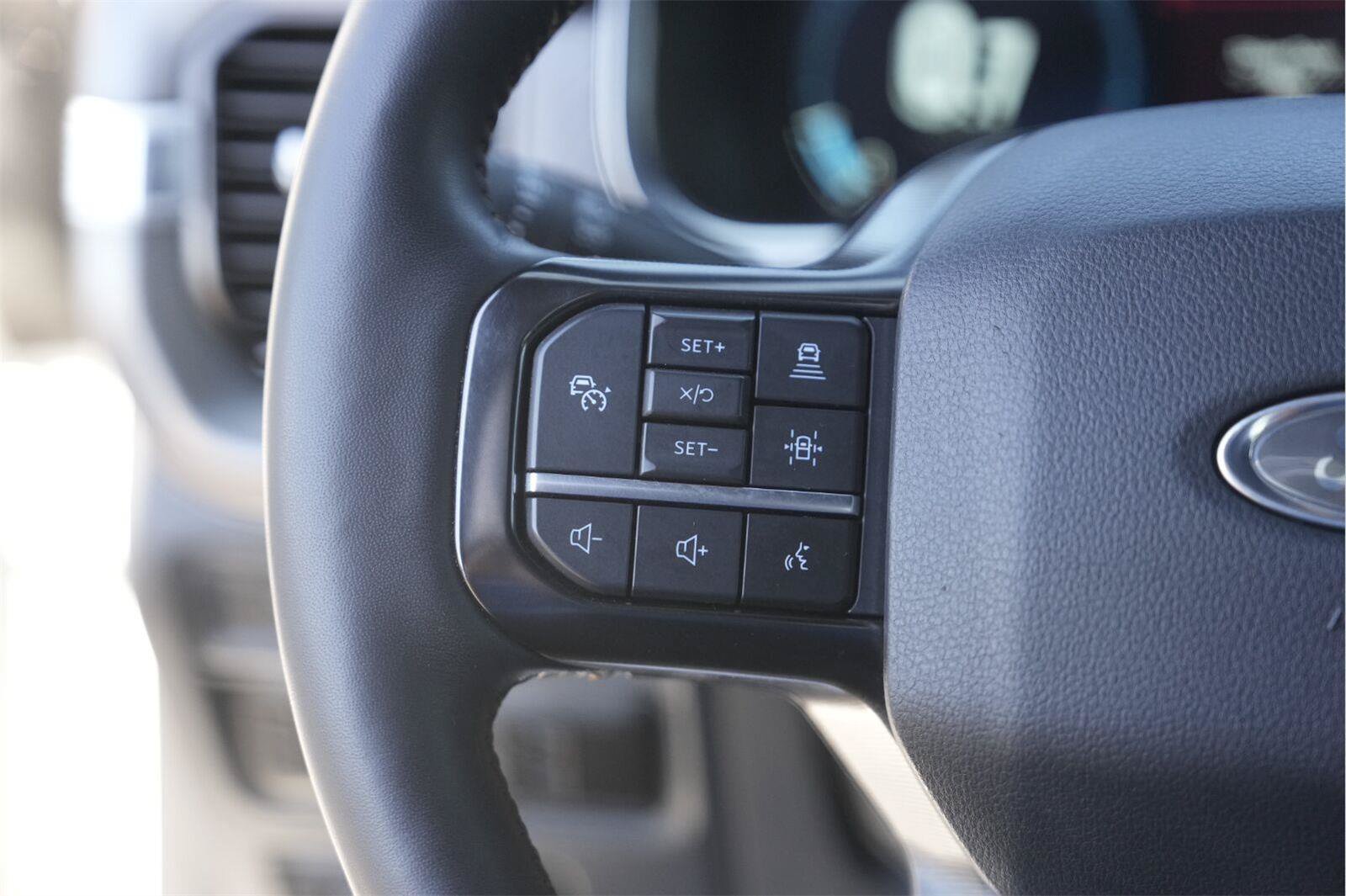 Certified 2023 Ford F150 Platinum w/ Equipment Group 701A High AWD/4WD image 23