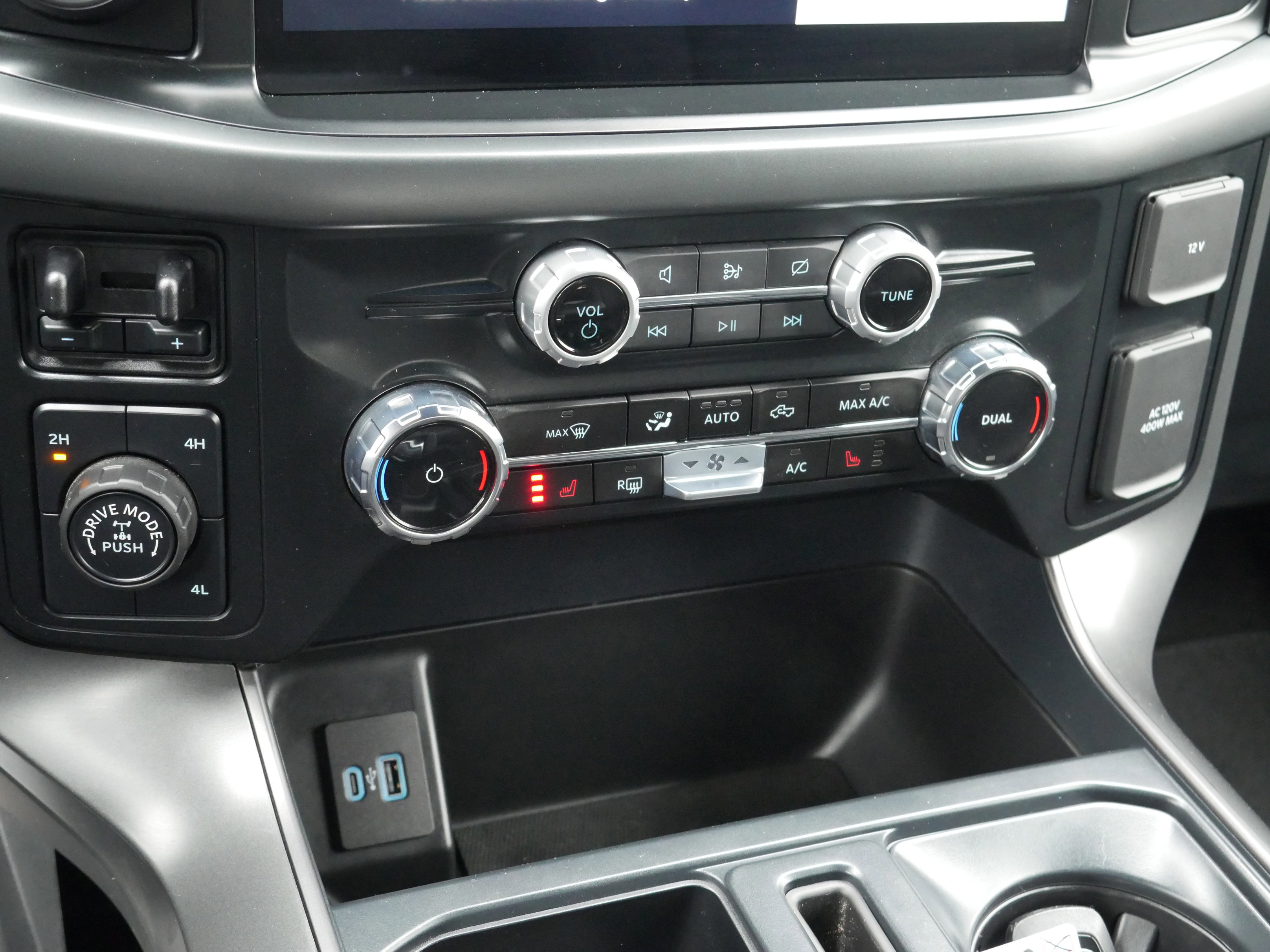 Certified 2024 Ford F150 XLT w/ Equipment Group 302A MID image 20