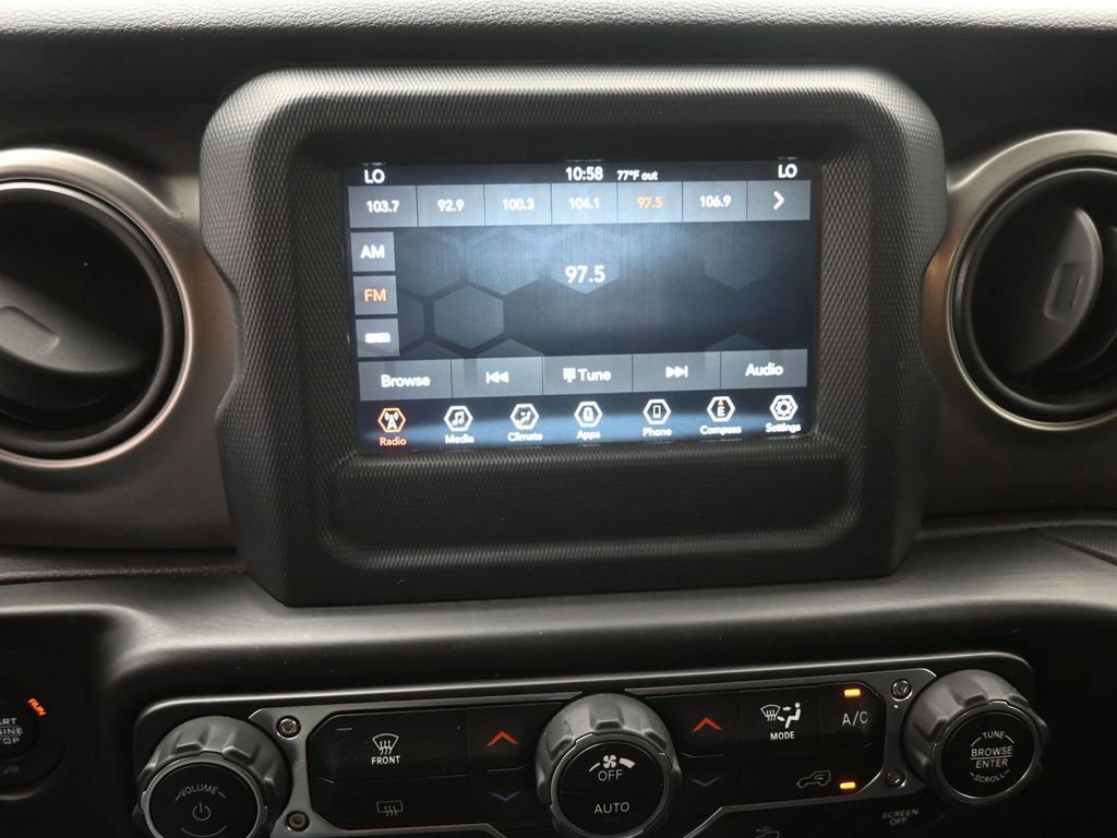 Used 2020 Jeep Gladiator Sport w/ Quick Order Package 24S image 13