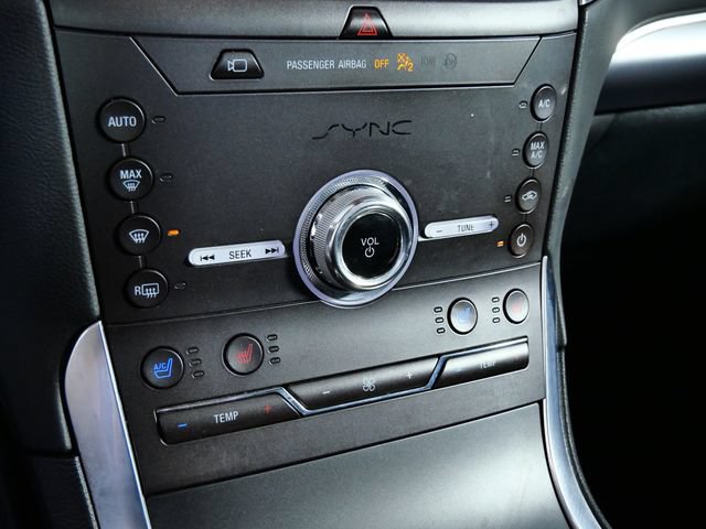 Certified 2020 Ford Edge Titanium w/ Equipment Group 301A AWD/4WD image 21