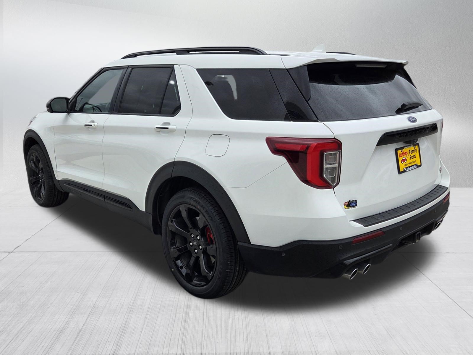 Certified 2020 Ford Explorer ST w/ ST Street Pack AWD/4WD image 5