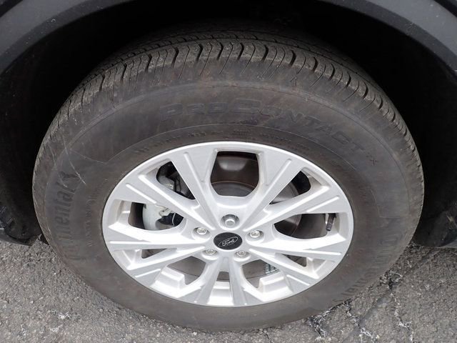 Certified 2024 Ford Escape Active AWD/4WD image 12