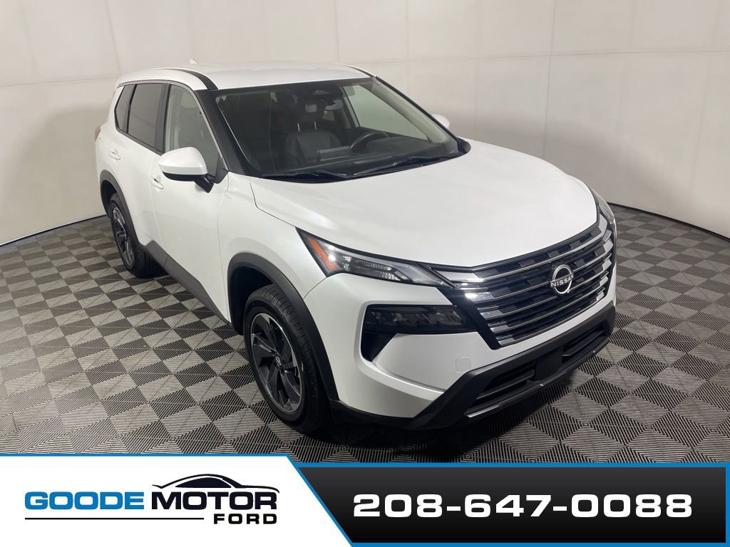 Used 2024 Nissan Rogue SV