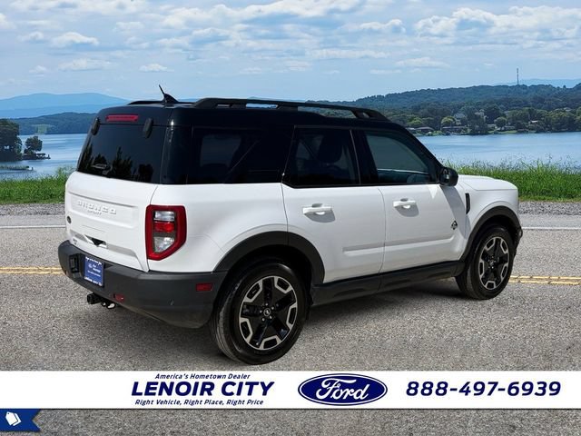 Certified 2022 Ford Bronco Sport Outer Banks w/ Tech Package AWD/4WD image 3