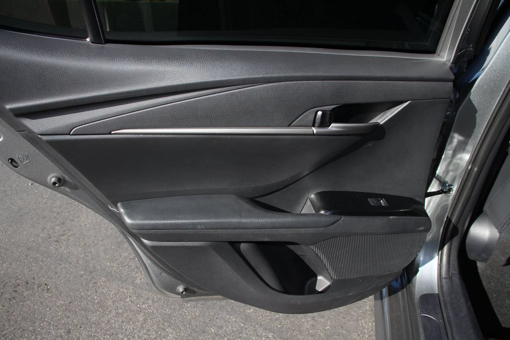 Used 2025 Toyota Camry SE FWD image 21