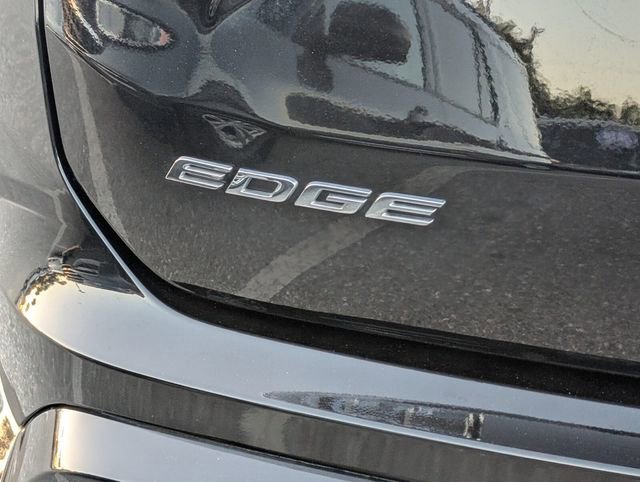 Certified 2020 Ford Edge ST-Line w/ Class II Trailer Tow Package image 14