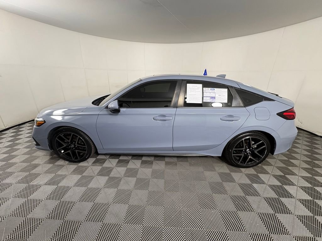 Used 2022 Honda Civic Sport Touring image 4