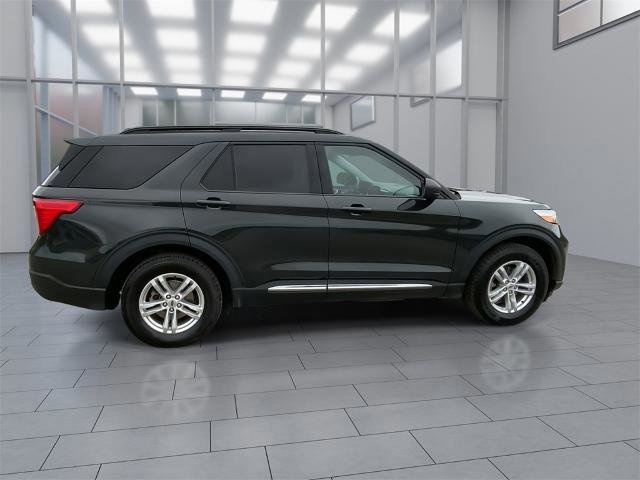 Certified 2022 Ford Explorer XLT w/ Equipment Group 202A image 2