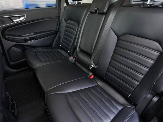 Certified 2024 Ford Edge SEL w/ Convenience Package AWD/4WD image 18