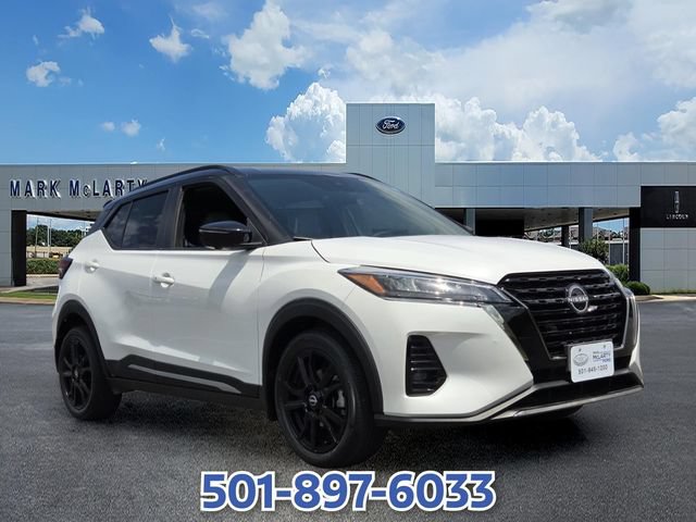 Used 2024 Nissan Kicks SR w/ SR Premium Package FWD image 7