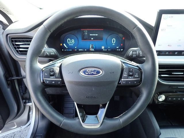 Certified 2023 Ford Escape Platinum AWD/4WD image 25