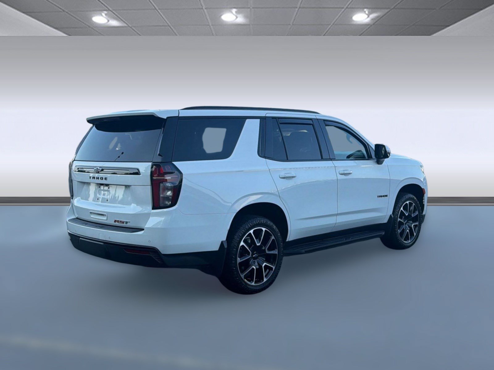 Used 2024 Chevrolet Tahoe RST w/ Luxury Package AWD/4WD image 9