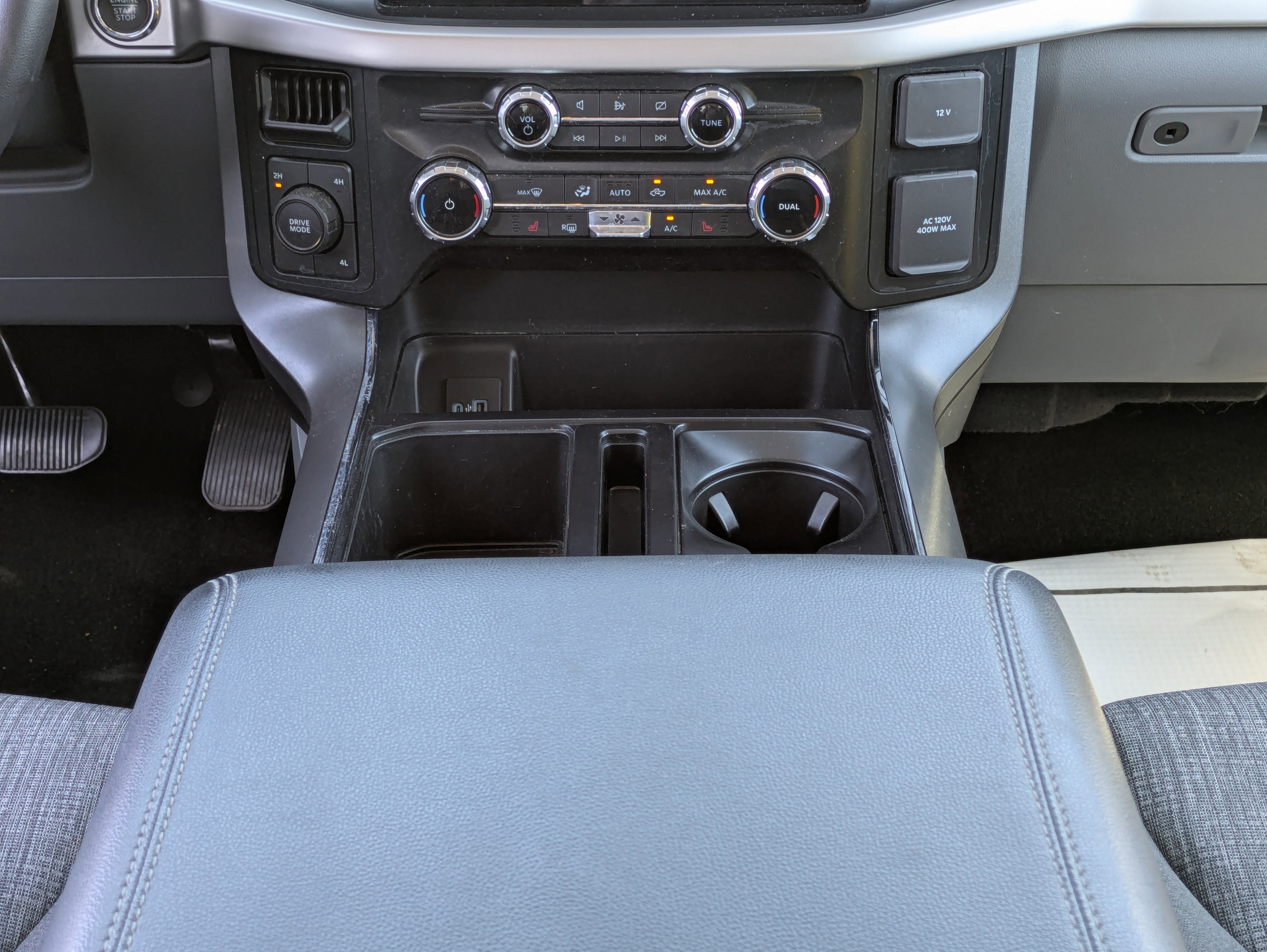 Certified 2022 Ford F150 XLT w/ Equipment Group 302A High image 20