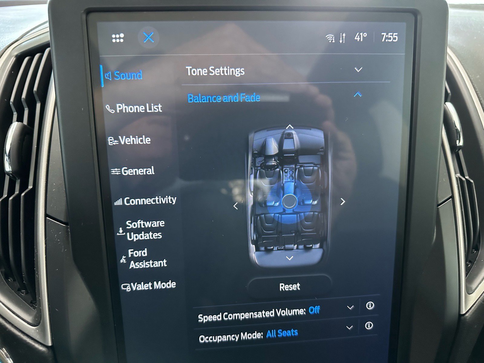 Certified 2024 Ford Edge ST-Line w/ Class II Trailer Tow Package image 45