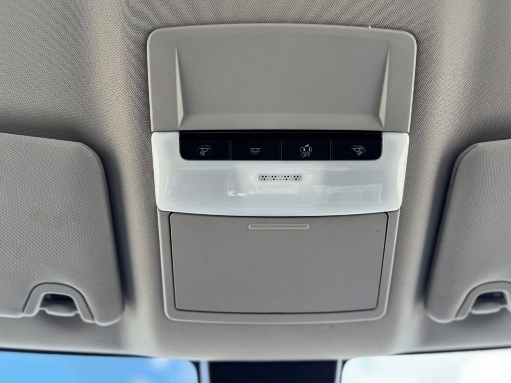 Used 2025 Nissan Altima 2.5 SR FWD image 29