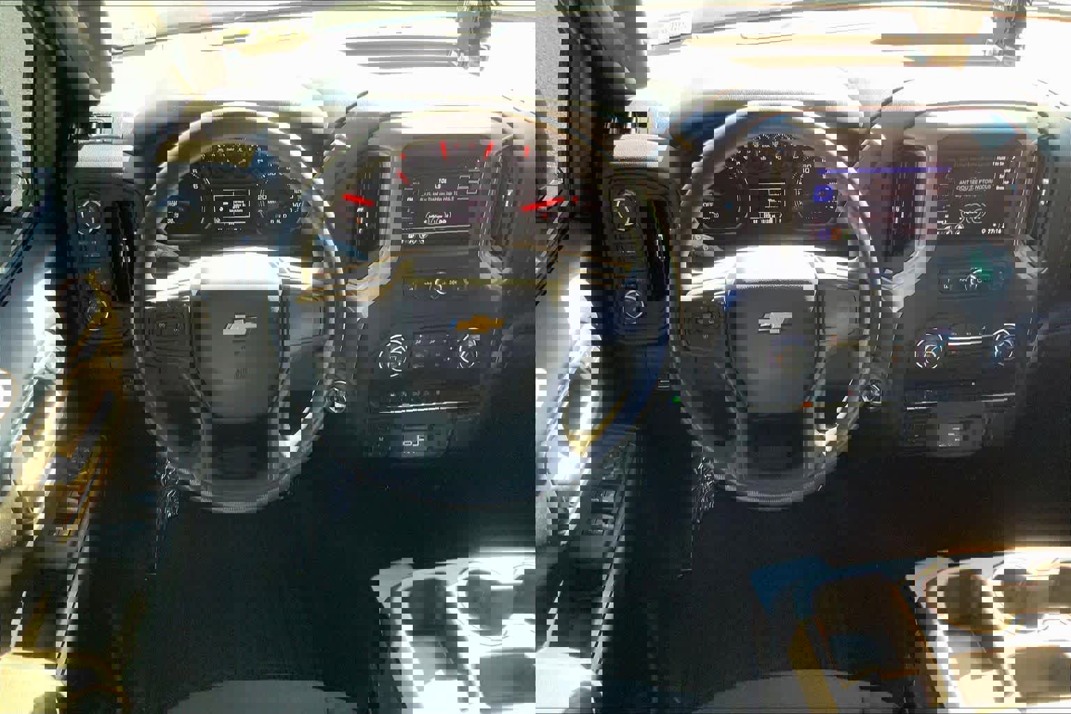 Used 2023 Chevrolet Silverado 1500 Custom image 7