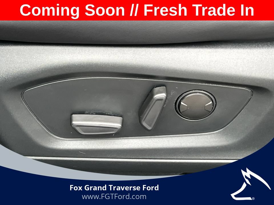 Certified 2023 Ford Explorer XLT w/ Equipment Group 202A AWD/4WD image 9