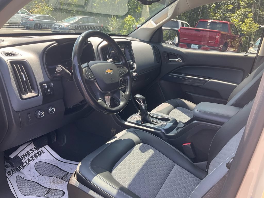 Used 2022 Chevrolet Colorado Z71 AWD/4WD image 15