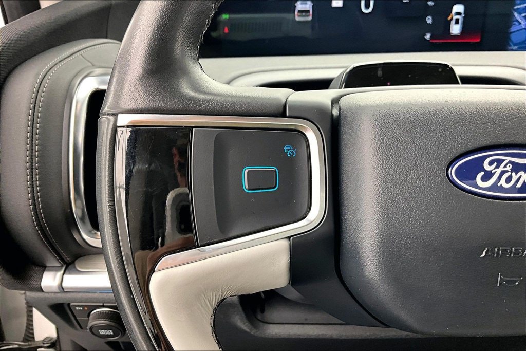 Certified 2025 Ford Expedition Max Platinum AWD/4WD image 18
