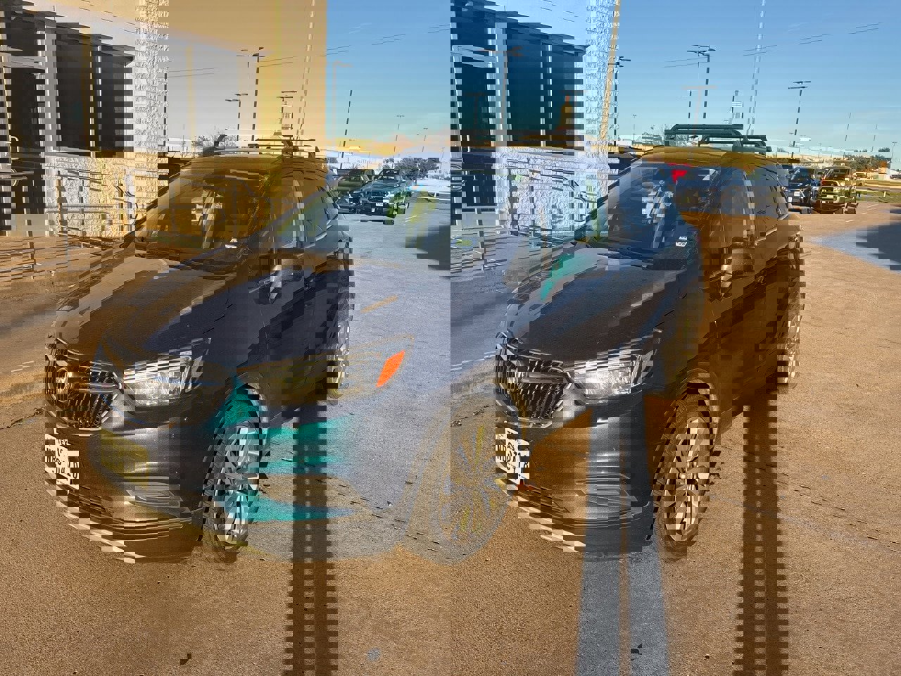 Used 2020 Buick Encore Preferred image 1