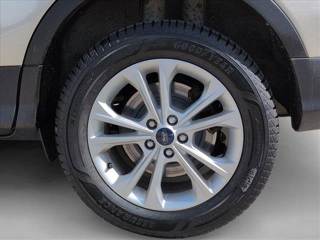 Certified 2017 Ford Escape SE FWD image 23