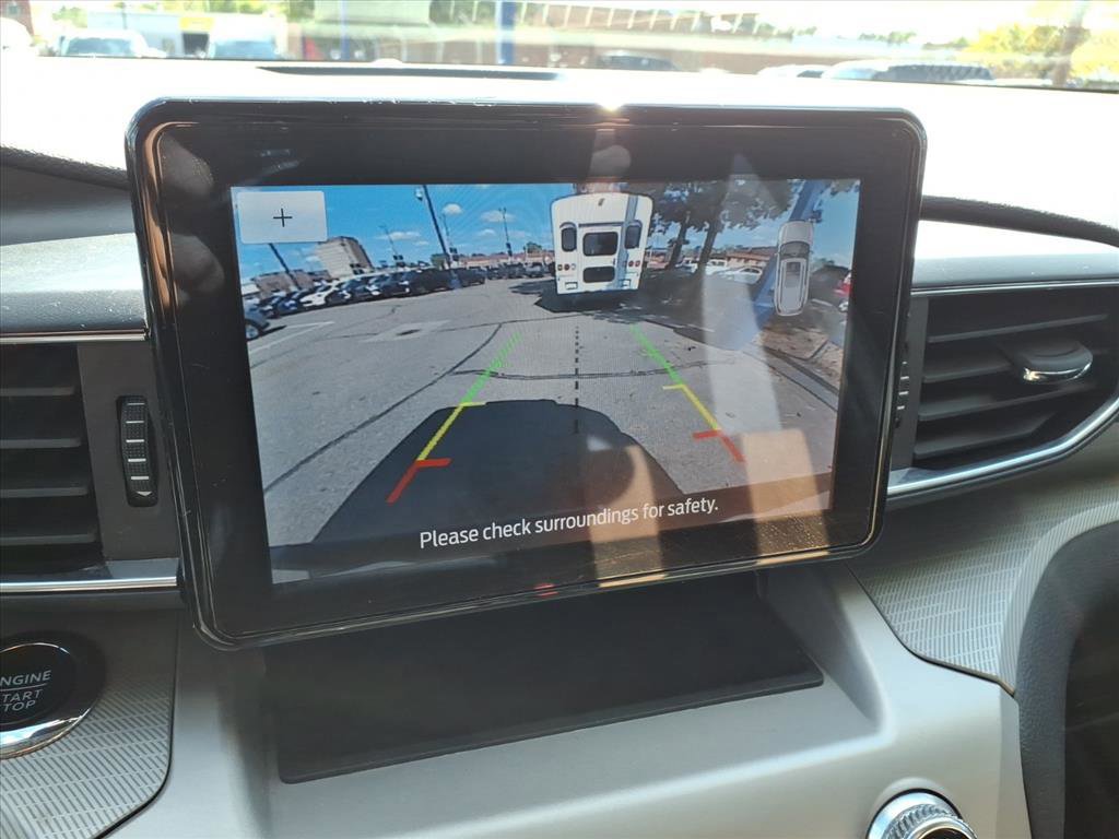 Certified 2023 Ford Explorer XLT w/ Equipment Group 202A image 22