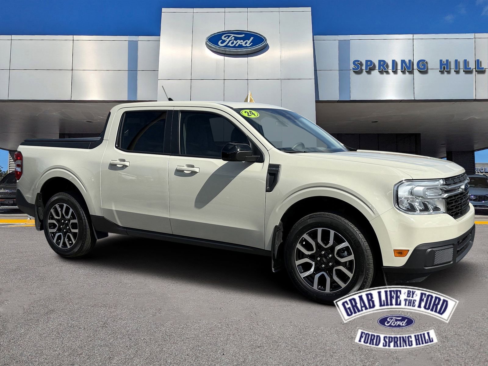 Certified 2024 Ford Maverick Lariat image 1