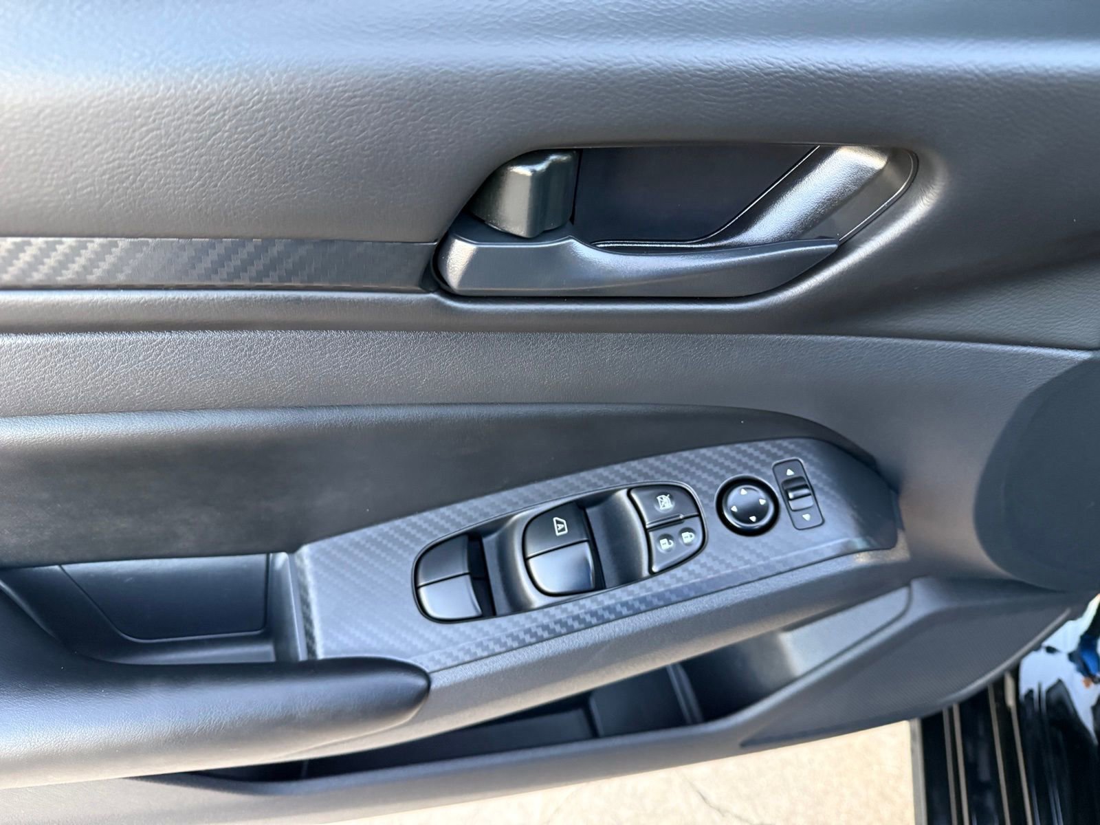 Used 2025 Nissan Altima 2.5 S image 14