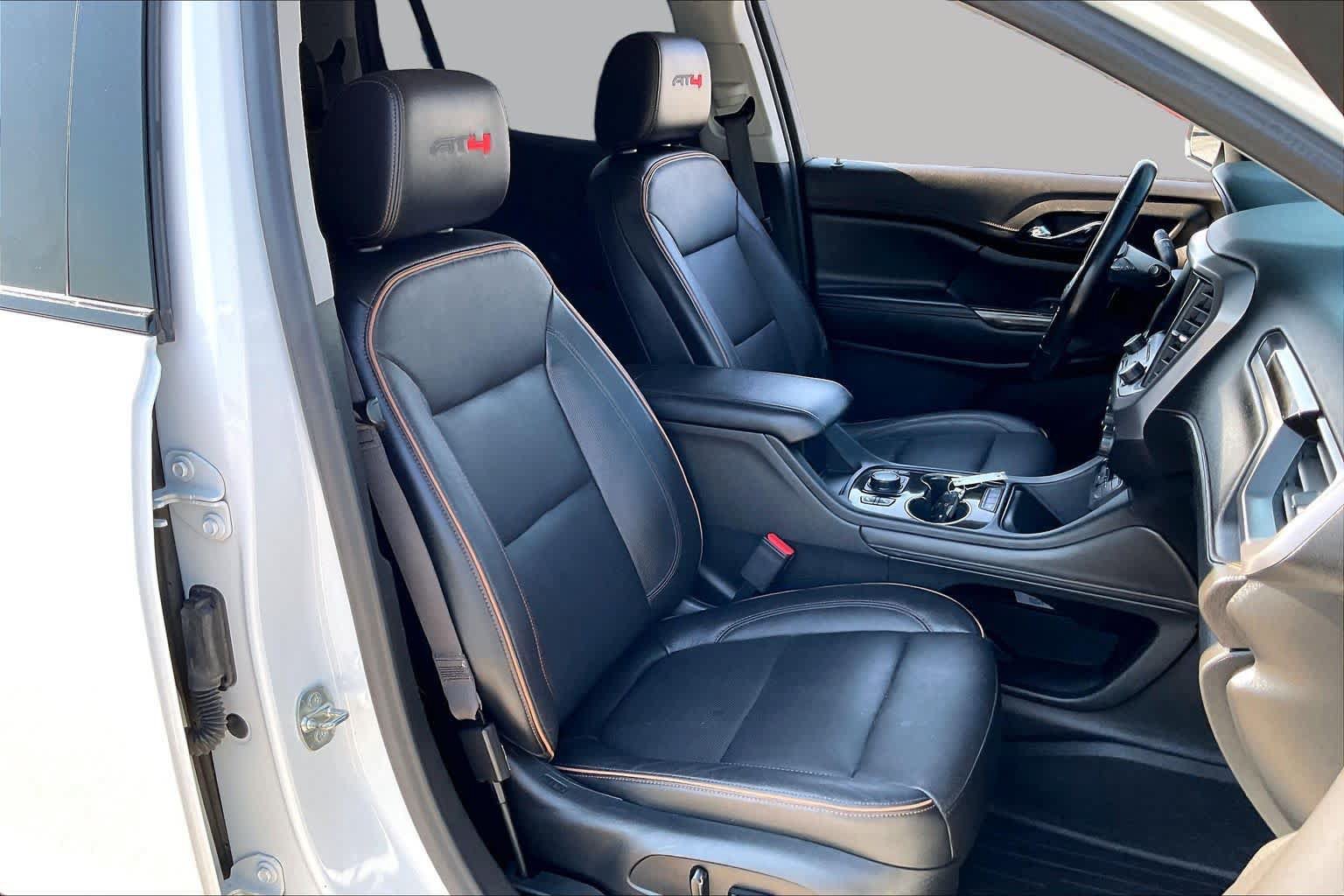 Used 2020 GMC Acadia AT4 w/ Trailering Package AWD/4WD image 9