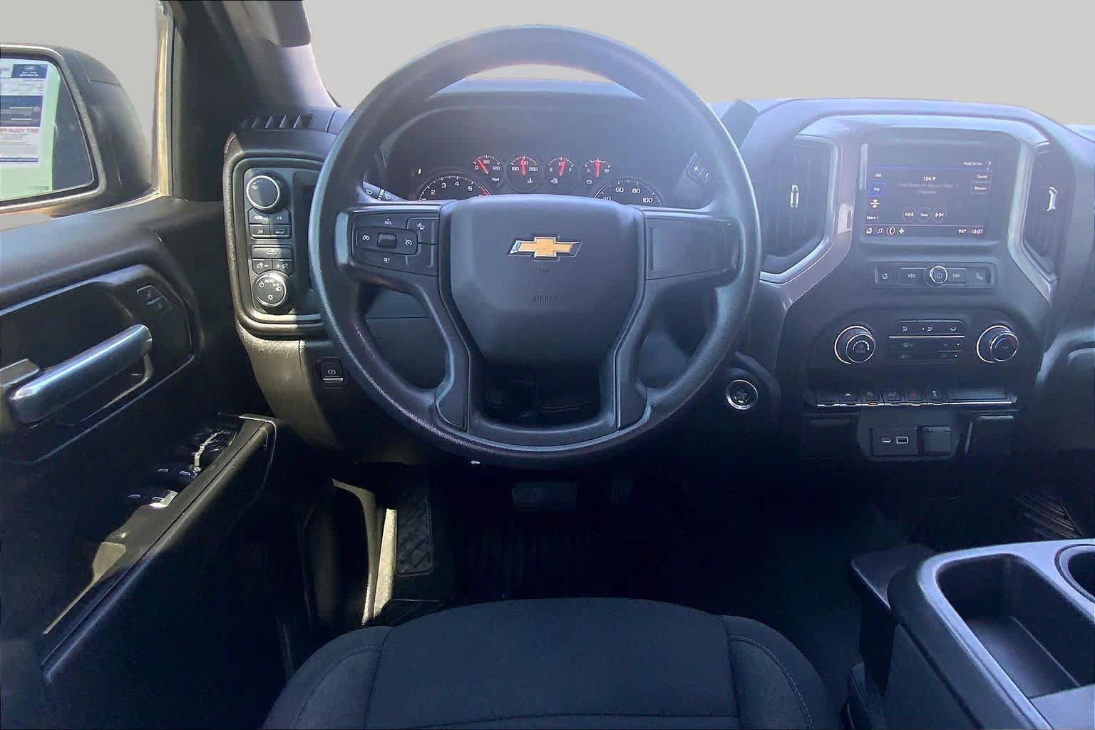 Used 2022 Chevrolet Silverado 1500 Custom AWD/4WD image 5