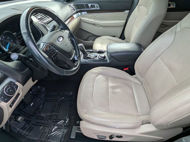 Certified 2019 Ford Explorer Limited w/ Class III Trailer Tow Package AWD/4WD image 13