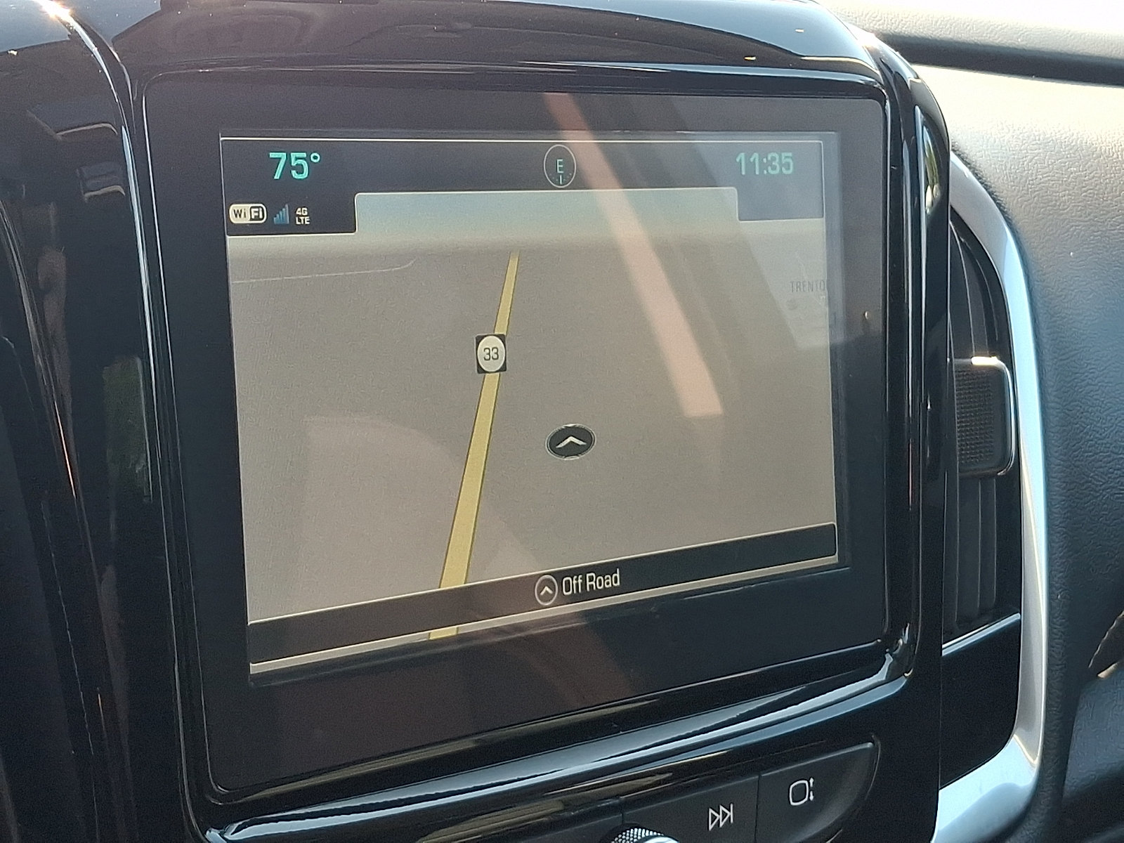 Used 2019 Chevrolet Traverse Premier w/ Redline Edition AWD/4WD image 18