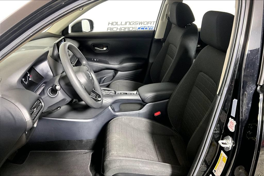 Used 2025 Honda HR-V LX image 20