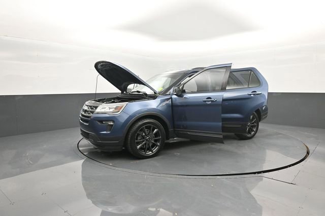 Certified 2019 Ford Explorer XLT w/ Equipment Group 202A AWD/4WD image 43