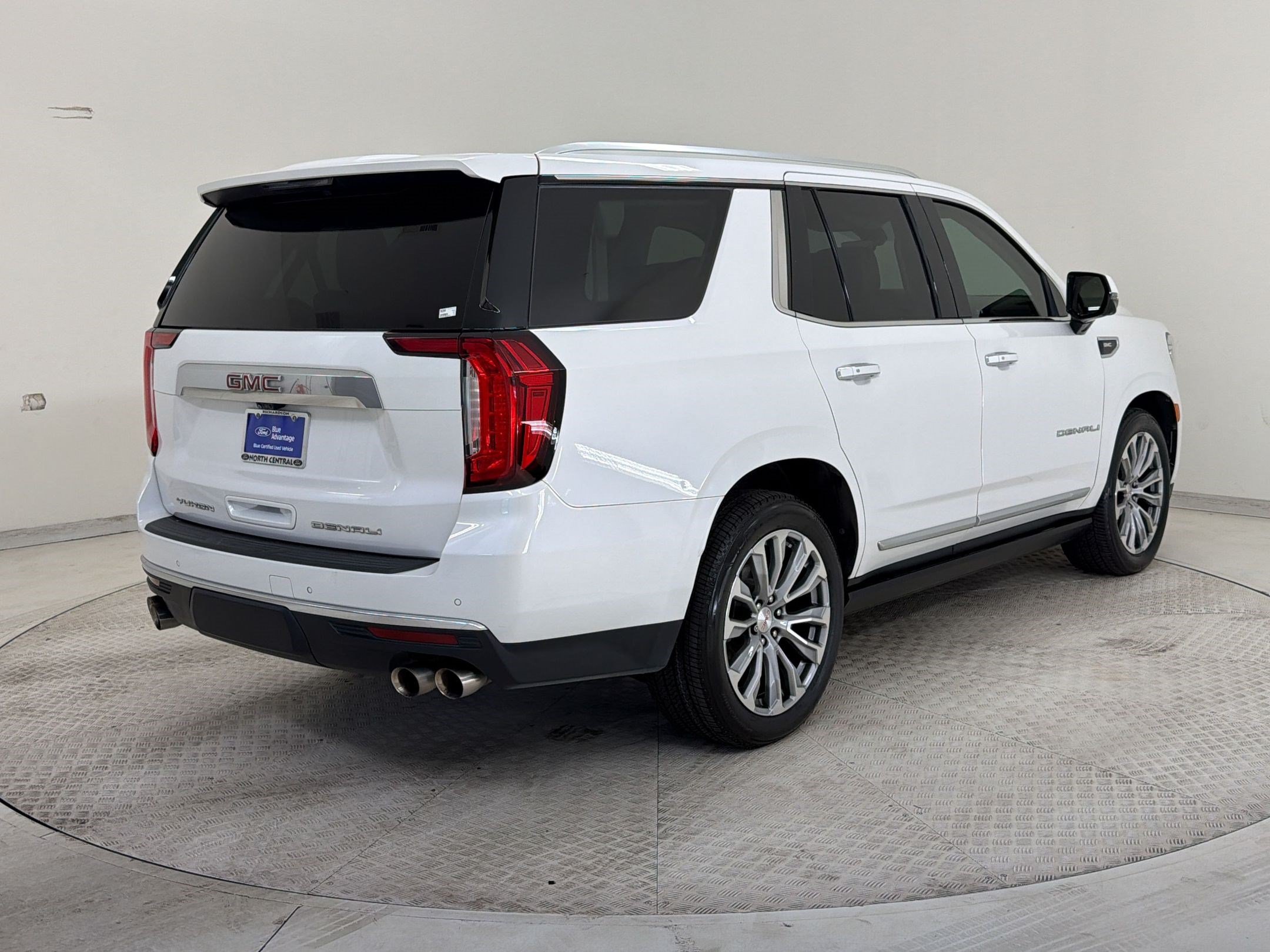 Used 2021 GMC Yukon Denali w/ Denali Ultimate Package RWD image 9