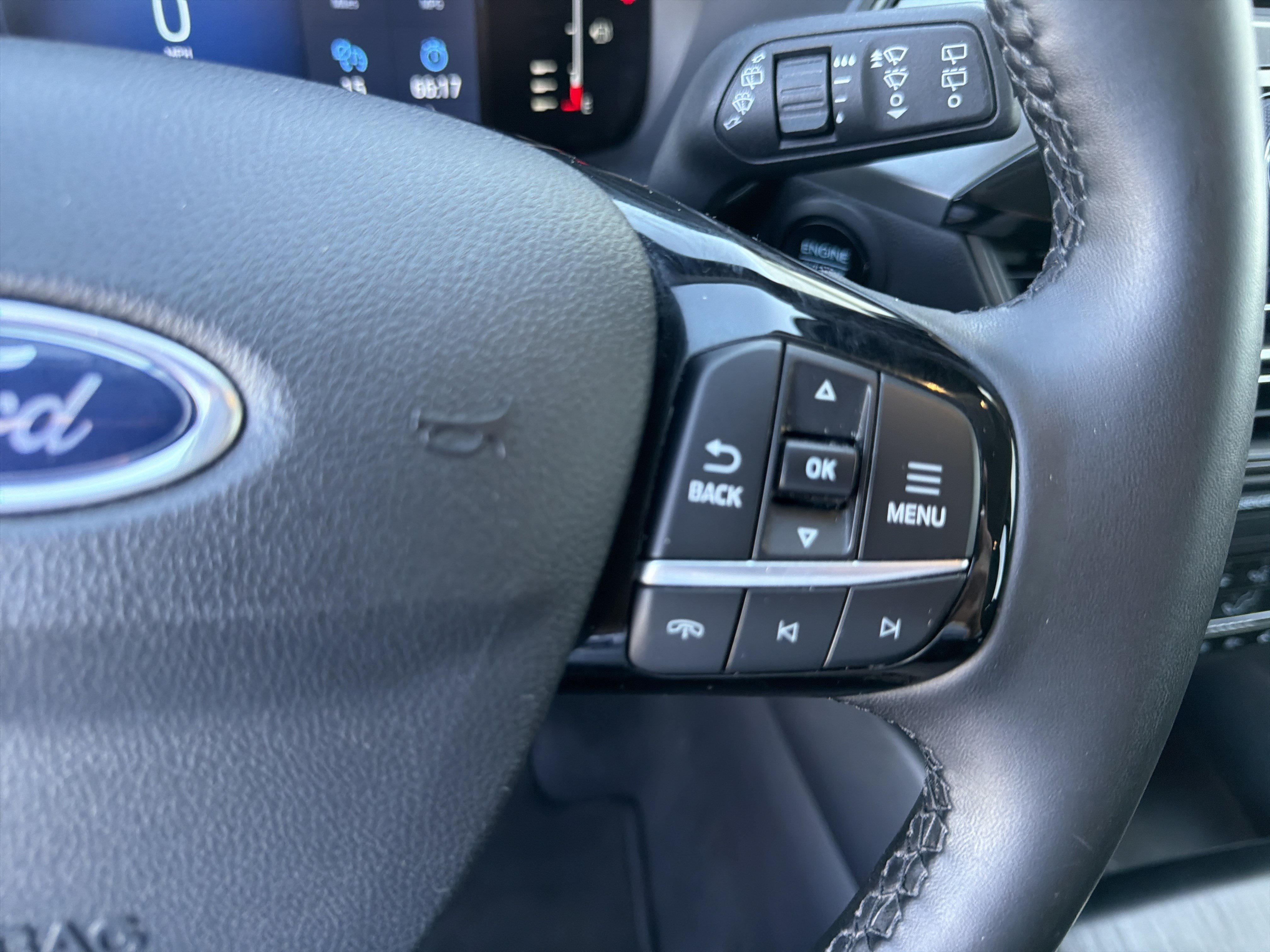 Certified 2023 Ford Escape Active AWD/4WD image 31