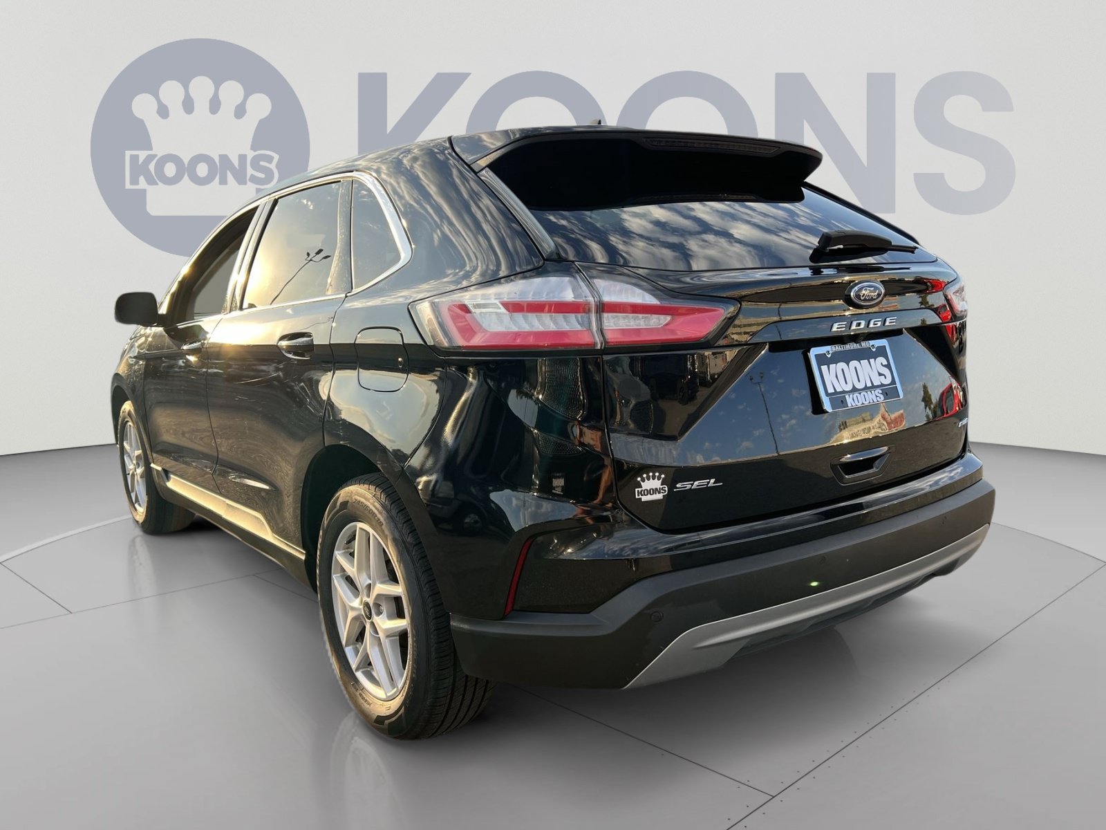 Certified 2024 Ford Edge SEL AWD/4WD image 4