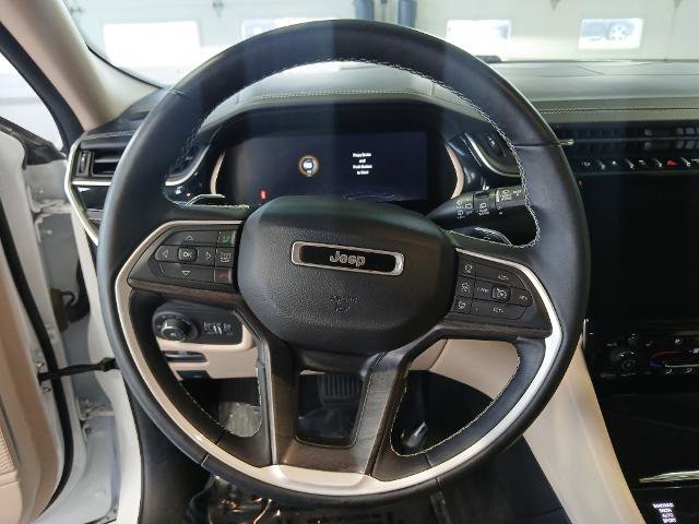 Used 2022 Jeep Grand Cherokee L Limited w/ Luxury Tech Group II image 13