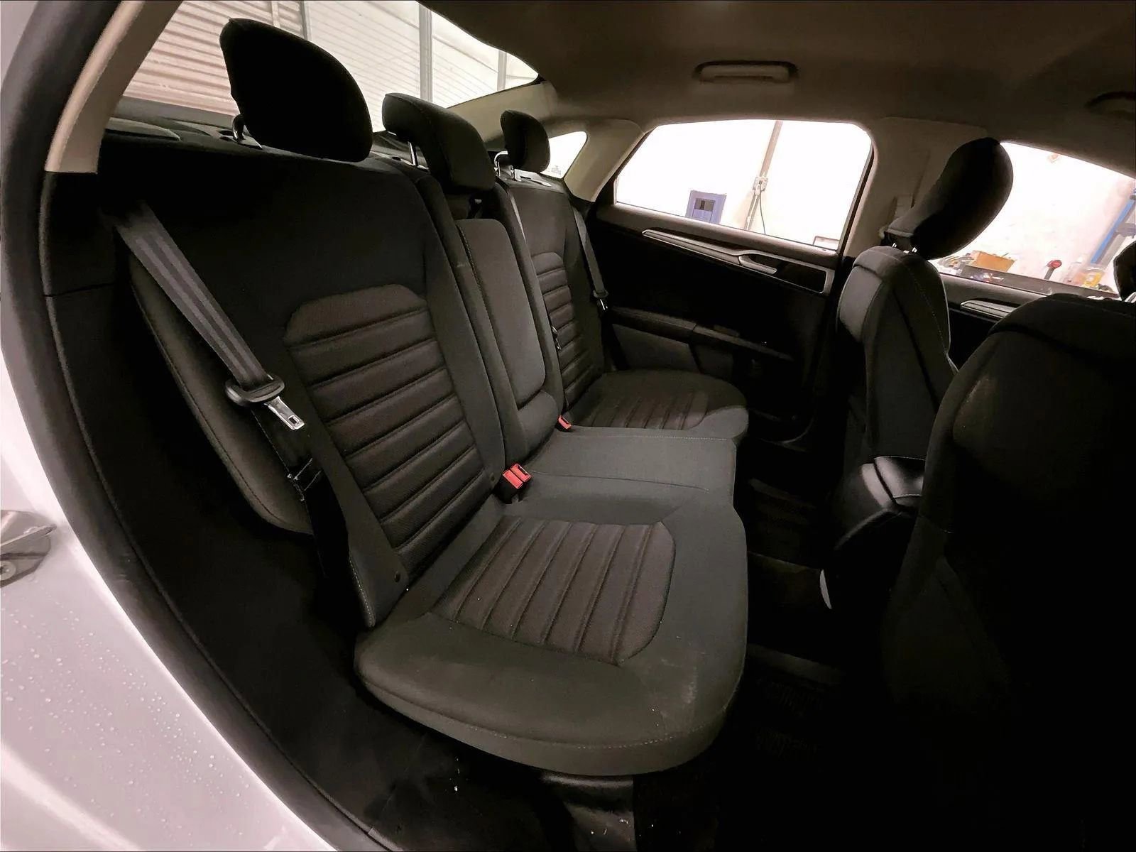 Certified 2018 Ford Fusion SE FWD image 26