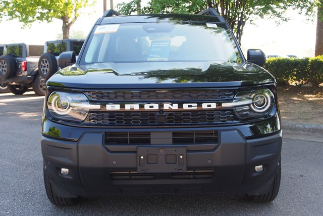Certified 2025 Ford Bronco Sport Outer Banks w/ Outer Banks Tech Package+ AWD/4WD image 2