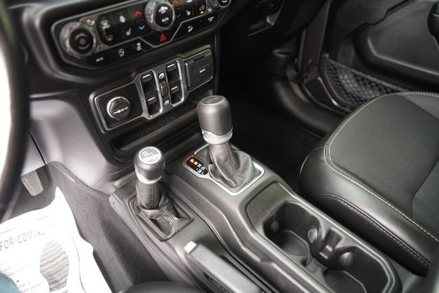 Used 2020 Jeep Wrangler Unlimited Sport AWD/4WD image 28