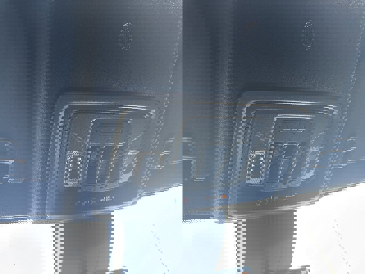 Used 2024 GMC Sierra 2500 Denali Ultimate w/ Max Trailering Package image 17