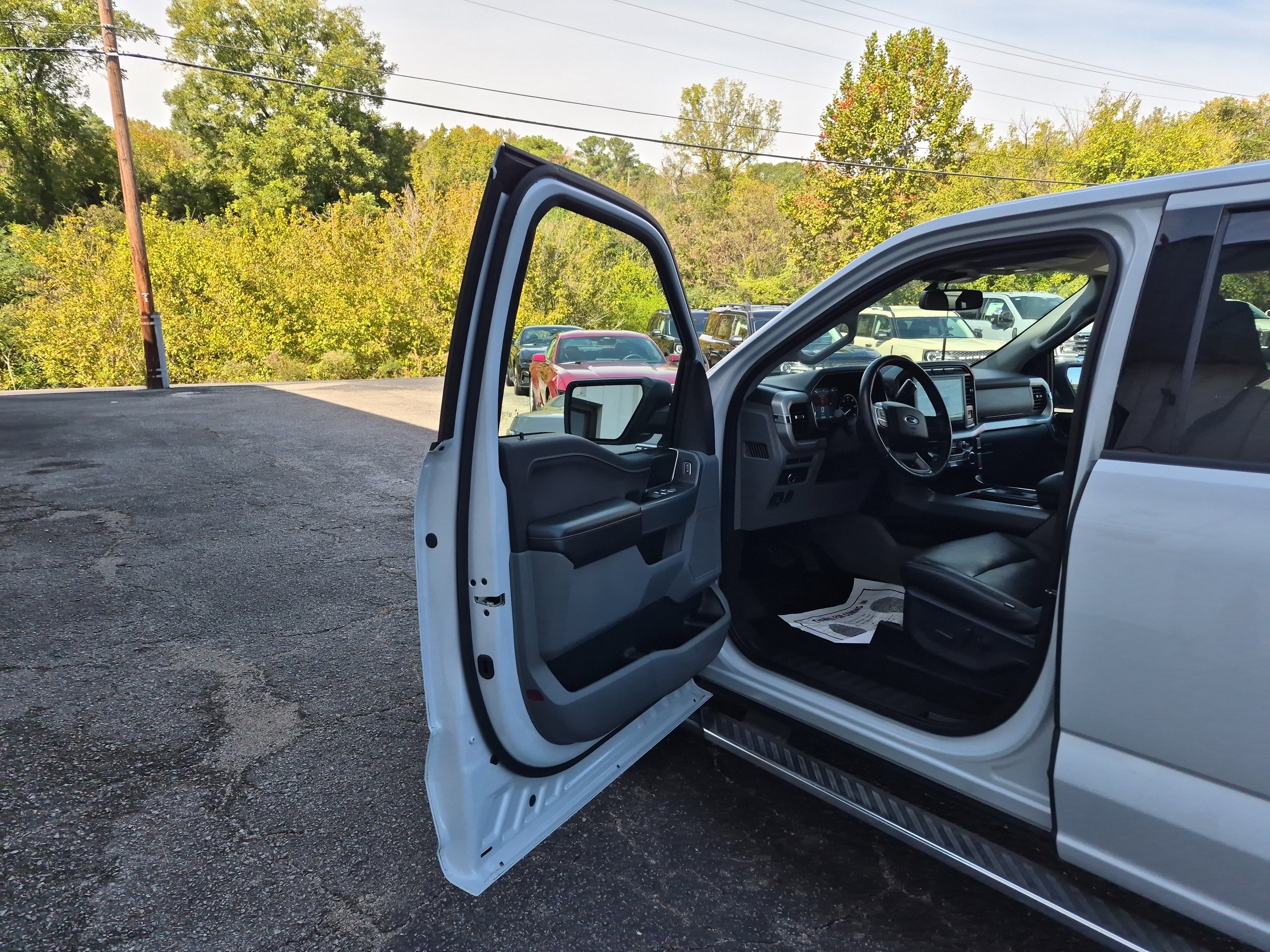 Certified 2022 Ford F150 XLT w/ Equipment Group 302A High image 14