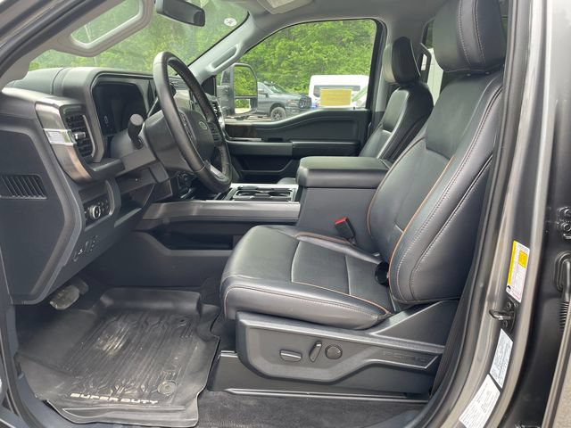 Certified 2025 Ford F350 Lariat w/ Black Appearance Package AWD/4WD image 40