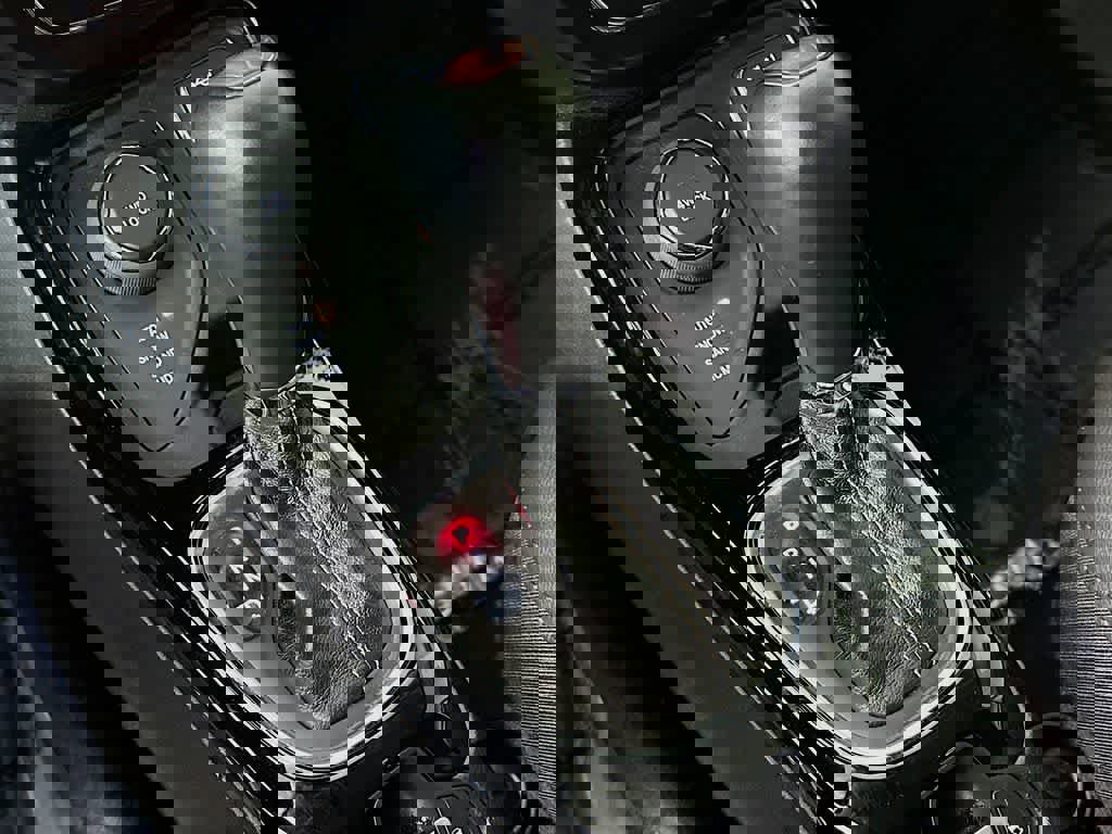 Used 2021 Jeep Compass Limited image 19