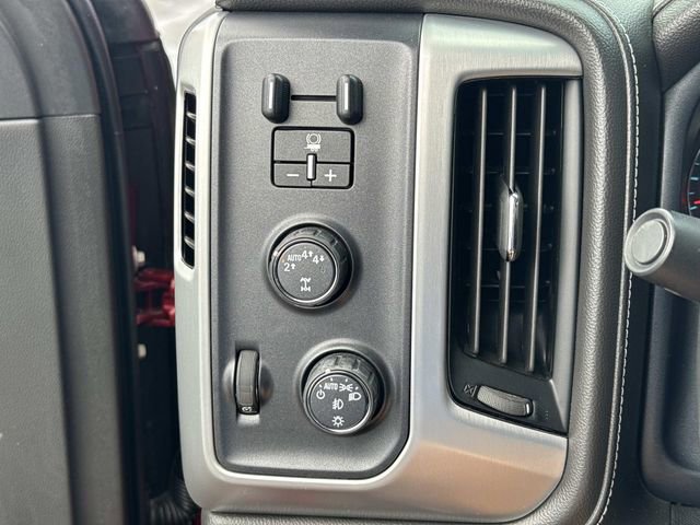 Used 2018 GMC Sierra 1500 SLT w/ SLT Premium Package AWD/4WD image 19
