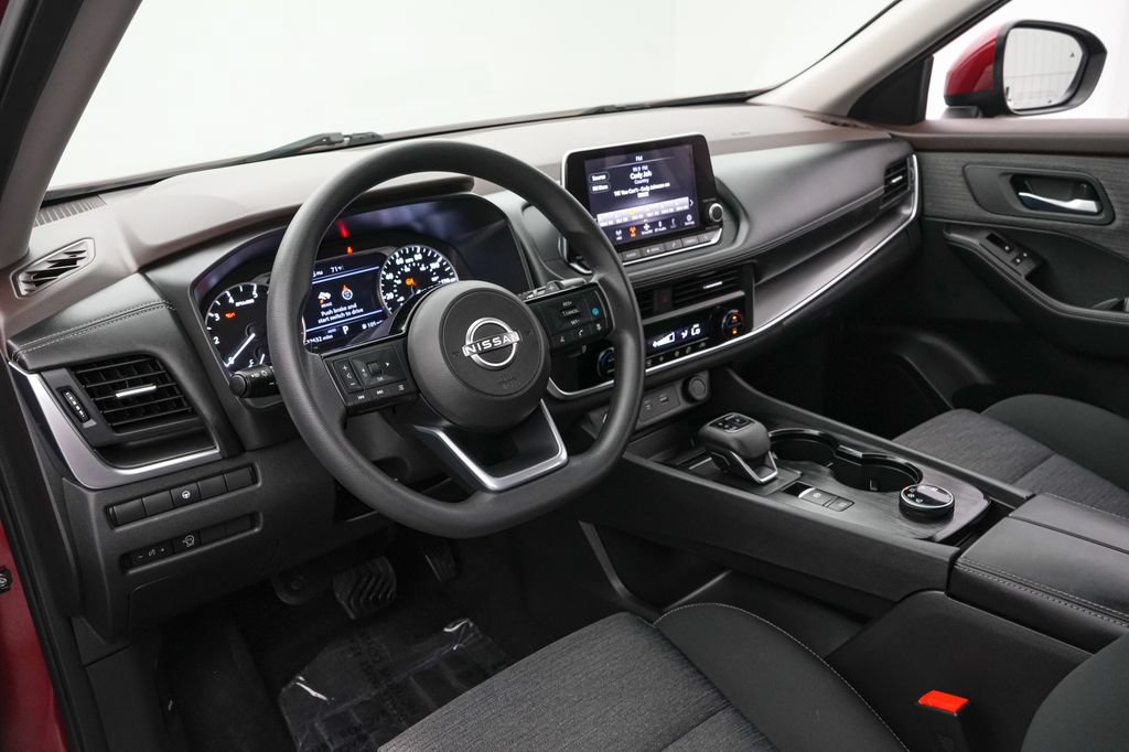 Used 2023 Nissan Rogue SV AWD/4WD image 12