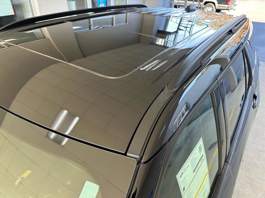 Certified 2025 Ford Explorer Platinum w/ Ultimate Package image 9