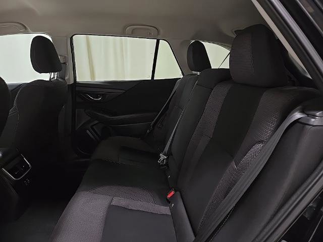 Used 2025 Subaru Outback Premium image 18